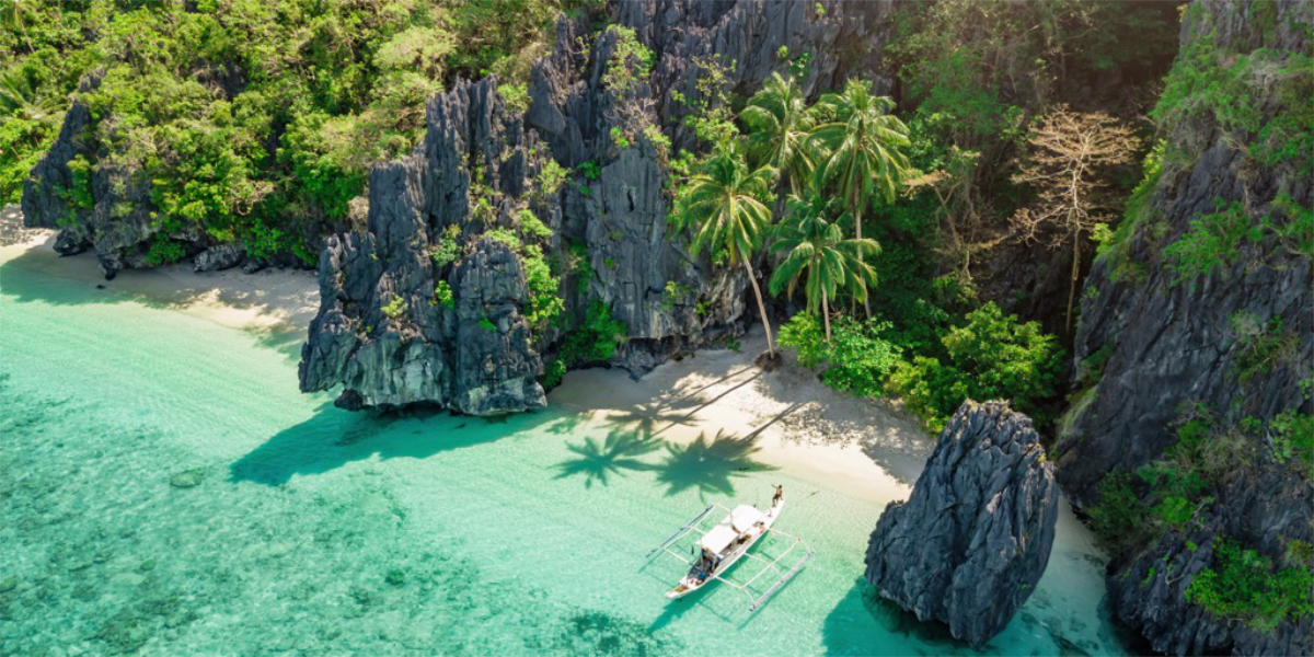 An image of a beach in the Philippines